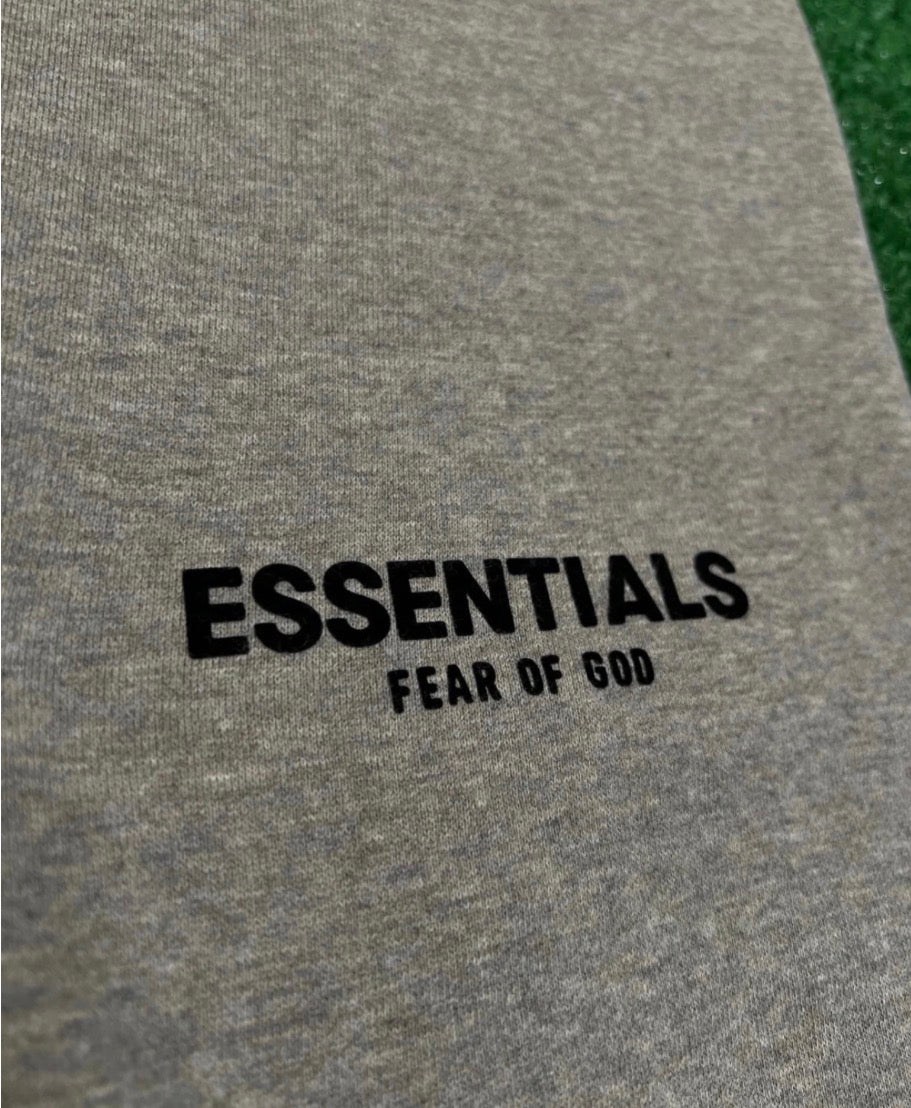 DARK OATMEAL CUFFED SWEATS