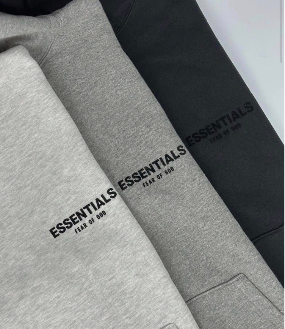 COLLECTION ESSENTIAL HOODIES
