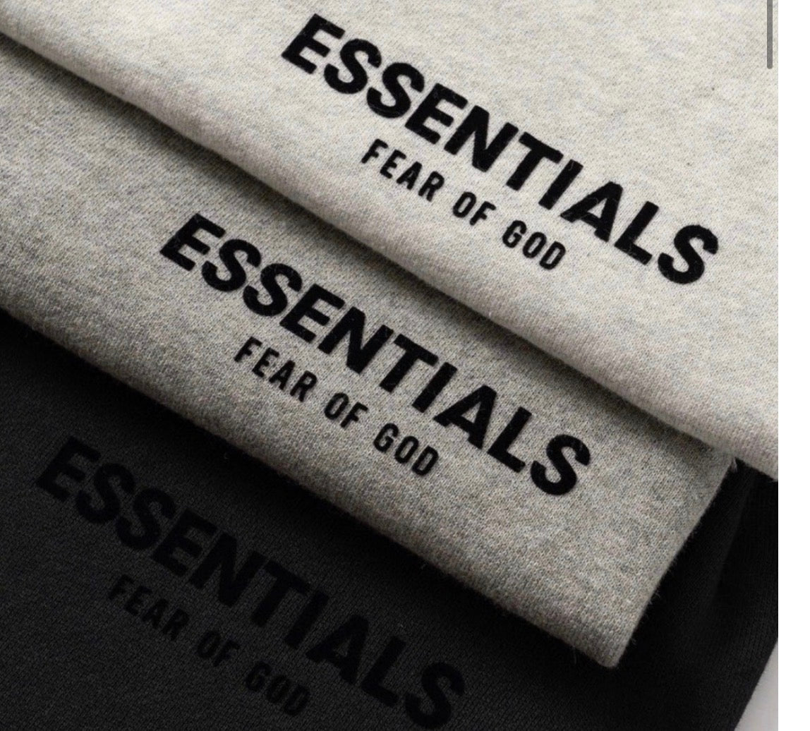 COLLECTION ESSENTIAL CUFFED SWEATS